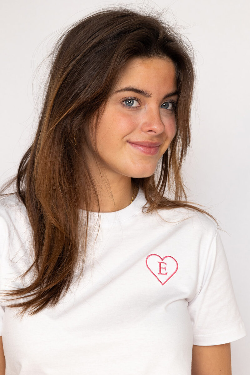 Gepersonaliseerd T-shirt eigen letter & open hartje - Afbeelding 2