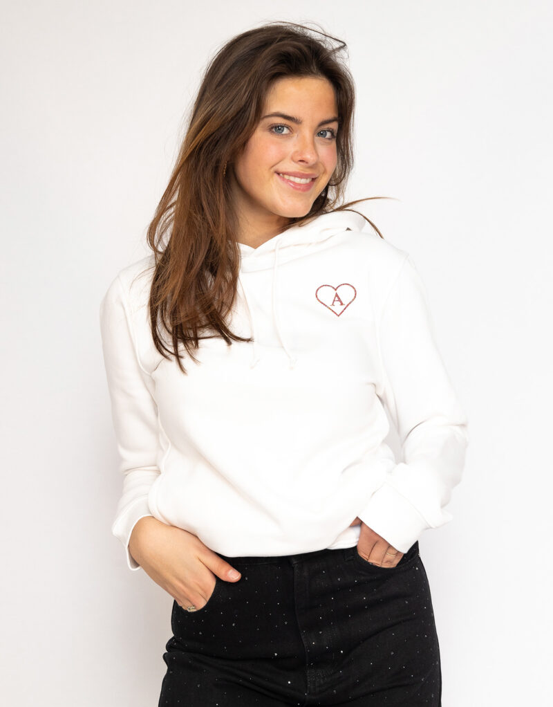Gepersonaliseerde hoodie eigen letter & open hartje